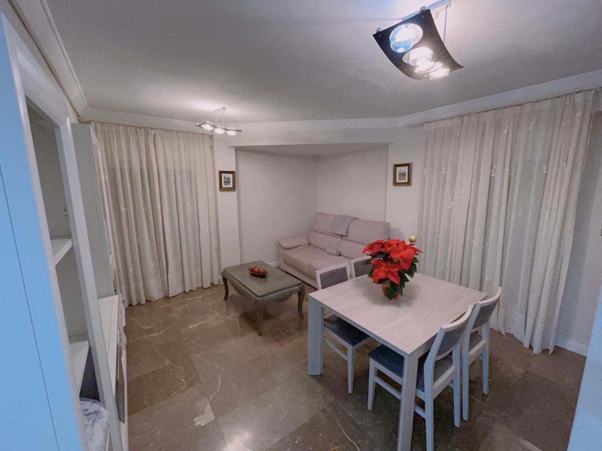 Appartamento Piso Atares Calle Alfonso Saragozza Esterno foto